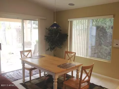 3526 E Kerry Ln, Phoenix, AZ 85050 photo 11