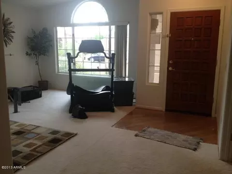 3526 E Kerry Ln, Phoenix, AZ 85050 photo 3