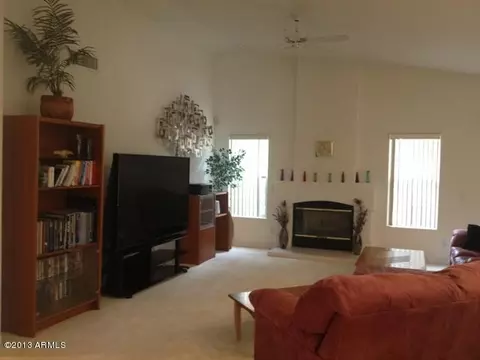 3526 E Kerry Ln, Phoenix, AZ 85050 photo 8