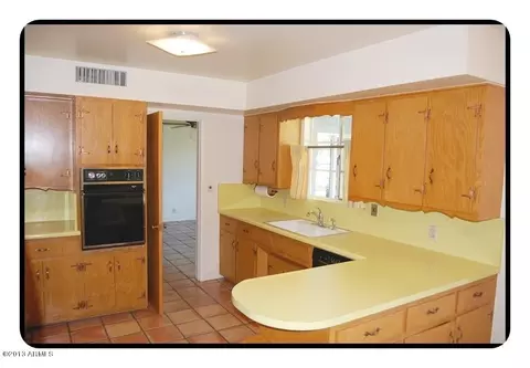 1928 E Rose Ln, Phoenix, AZ 85016 photo 10
