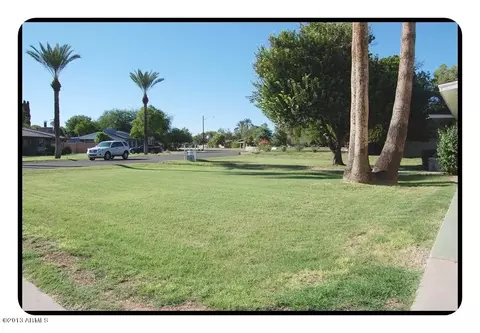 1928 E Rose Ln, Phoenix, AZ 85016 photo 6