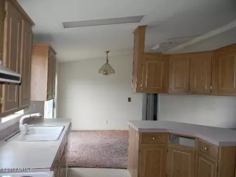 375 W Foothill St, Apache Junction, AZ 85120 photo 8