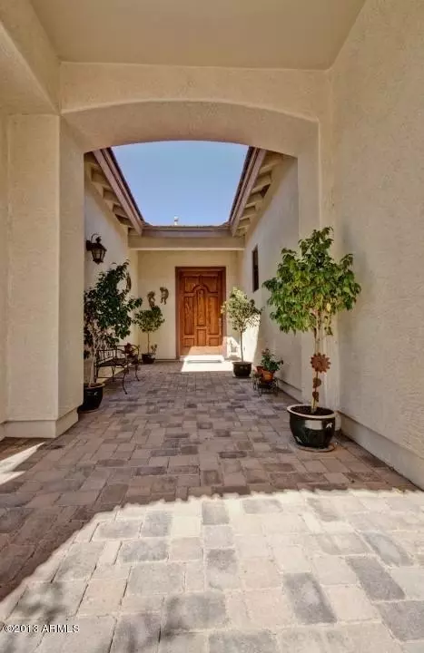 3760 E Ravenswood Dr, Gilbert, AZ 85298 photo 4
