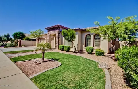 3760 E Ravenswood Dr, Gilbert, AZ 85298 photo 3