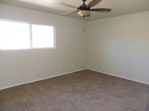 5210 E Tunder Cir, Phoenix, AZ 85044 photo 13