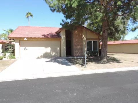 5210 E Tunder Cir, Phoenix, AZ 85044 photo 1