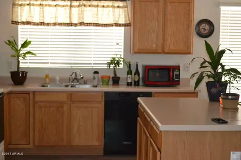 46 W Gail Dr, Gilbert, AZ 85233 photo 4