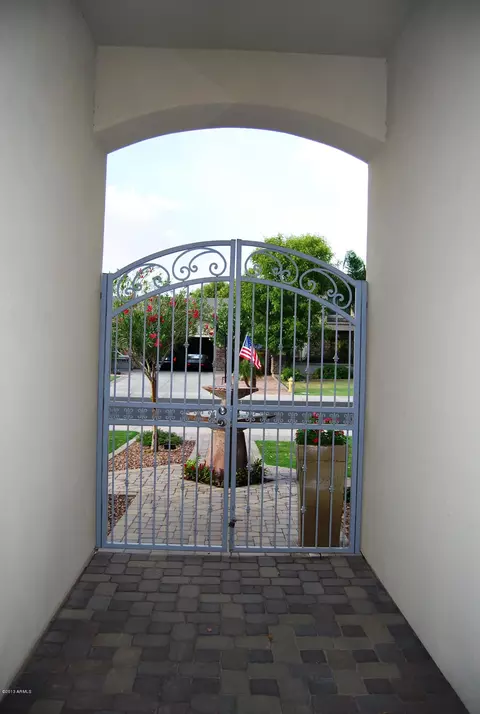 435 E Phelps St, Gilbert, AZ 85295 photo 6