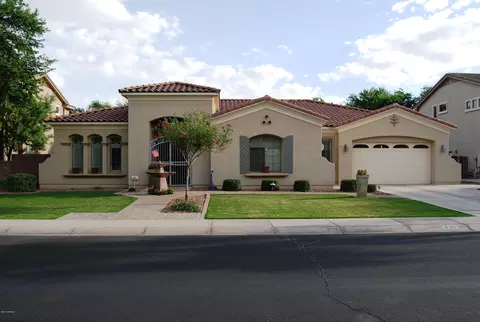 435 E Phelps St, Gilbert, AZ 85295 photo 2