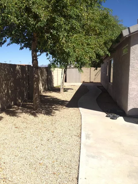 1932 E Phelps Rd, Phoenix, AZ 85022 photo 13