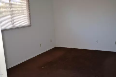 3750 E Shaw Butte Dr, Phoenix, AZ 85028 photo 12