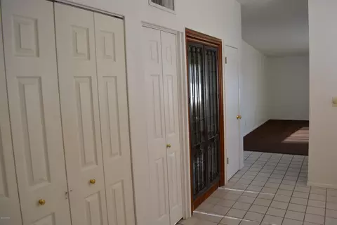 3750 E Shaw Butte Dr, Phoenix, AZ 85028 photo 5