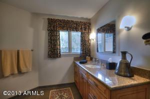 3626 E Camelback Rd, Phoenix, AZ 85018 photo 18