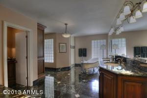 3626 E Camelback Rd, Phoenix, AZ 85018 photo 14