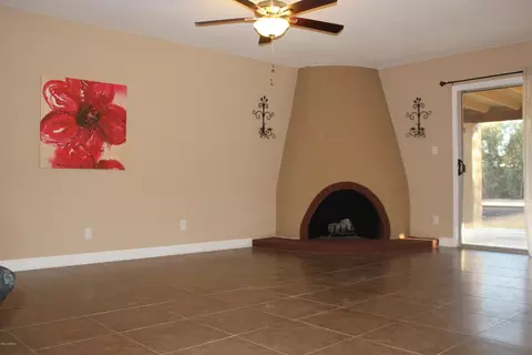 2365 E Christy Dr, Phoenix, AZ 85028 photo 10