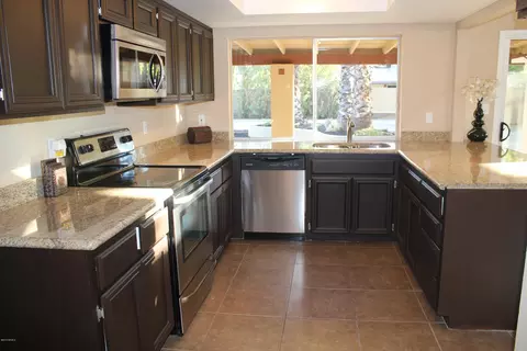 2365 E Christy Dr, Phoenix, AZ 85028 photo 8