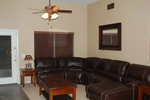 3358 E Clark Dr, Gilbert, AZ 85297 photo 4