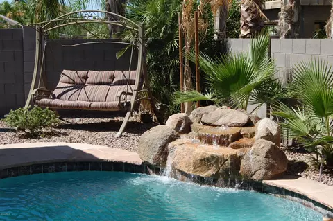 3358 E Clark Dr, Gilbert, AZ 85297 photo 2