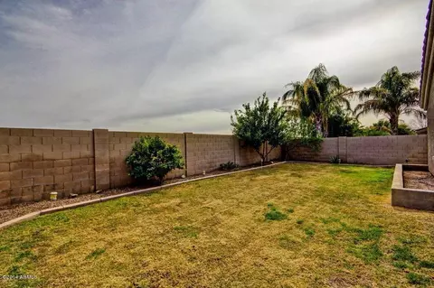 1709 S Cole Dr, Gilbert, AZ 85295 photo 17