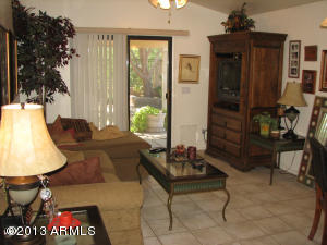 2019 E Robin Ln, Phoenix, AZ 85024 photo 7