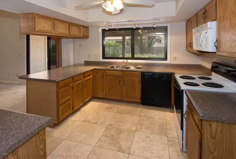 403 E Susan Ln, Tempe, AZ 85288 photo 13