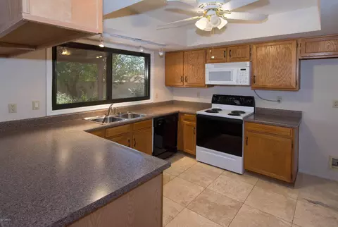 403 E Susan Ln, Tempe, AZ 85288 photo 12