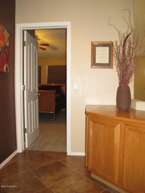 240 E Betsy Ct, Gilbert, AZ 85296 photo 10