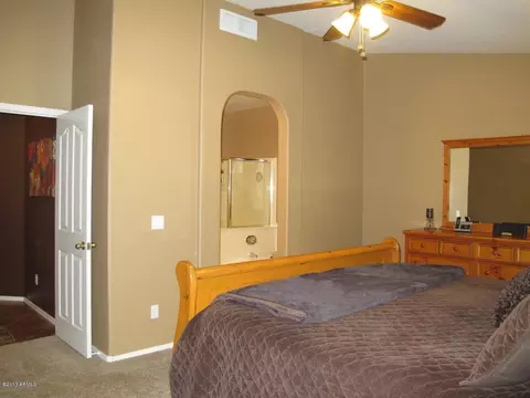 240 E Betsy Ct, Gilbert, AZ 85296 photo 12