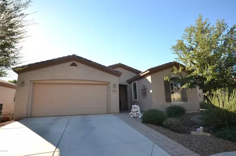 4427 E Carob Dr, Gilbert, AZ 85298 photo 1