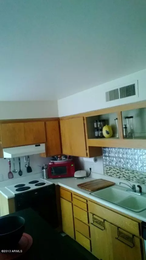 1031 E Butler Dr, Phoenix, AZ 85020 photo 4