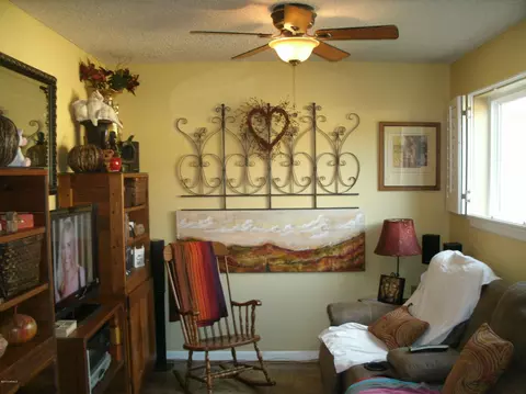2002 N 47th Pl, Phoenix, AZ 85008 photo 4