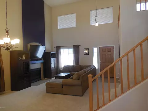 10126 E Posada Ave, Mesa, AZ 85212 photo 2