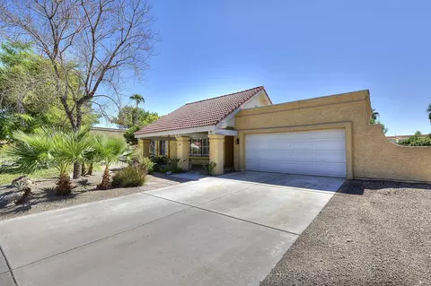 1827 E Hermosa Dr, Tempe, AZ 85282 photo 2