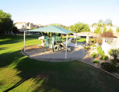 1935 E Oxford Ln, Gilbert, AZ 85295 photo 8
