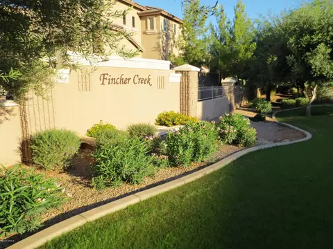 1935 E Oxford Ln, Gilbert, AZ 85295 photo 6