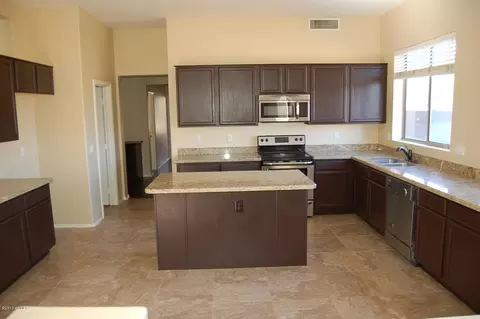 4053 E Williams Dr, Phoenix, AZ 85050 photo 5