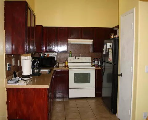 2809 S 65th Ave, Phoenix, AZ 85043 photo 6