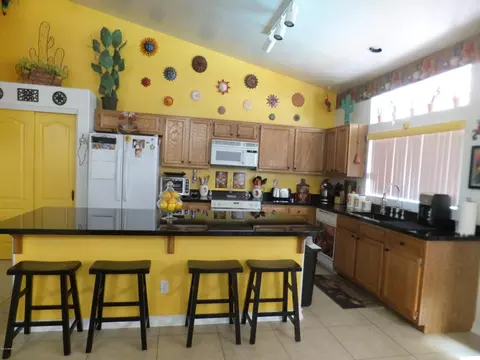 1733 W Laurel Ct, Gilbert, AZ 85233 photo 3