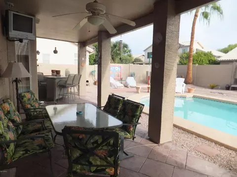 1733 W Laurel Ct, Gilbert, AZ 85233 photo 12