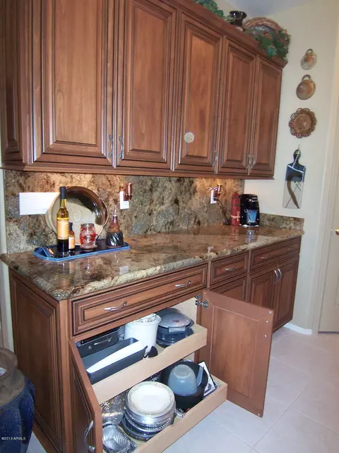 7016 E Mallory St, Mesa, AZ 85207 photo 3