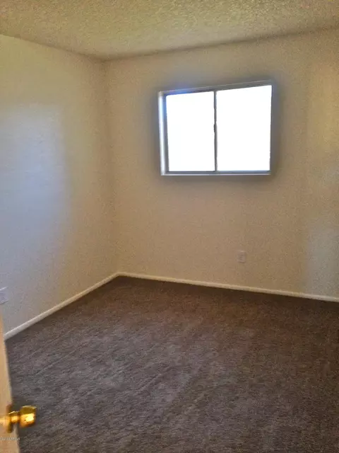 431 E Pecan Rd, Phoenix, AZ 85040 photo 13