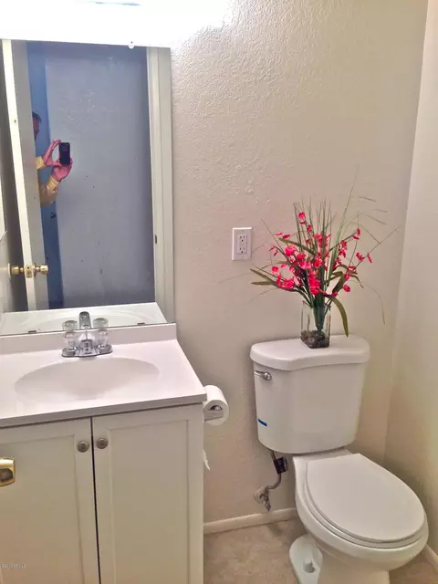 431 E Pecan Rd, Phoenix, AZ 85040 photo 9