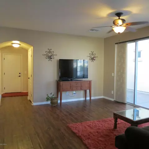 3876 E Leslie Dr, Gilbert, AZ 85296 photo 4