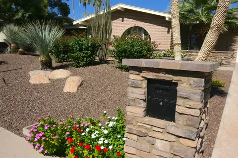 2422 E Cinnabar Ave, Phoenix, AZ 85028 photo 12