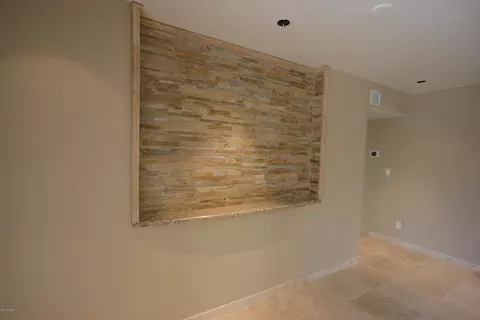 2422 E Cinnabar Ave, Phoenix, AZ 85028 photo 17