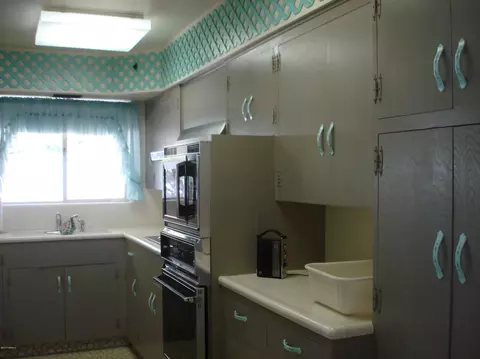 1702 E Maryland Ave, Phoenix, AZ 85016 photo 3