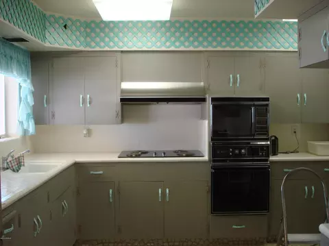 1702 E Maryland Ave, Phoenix, AZ 85016 photo 2