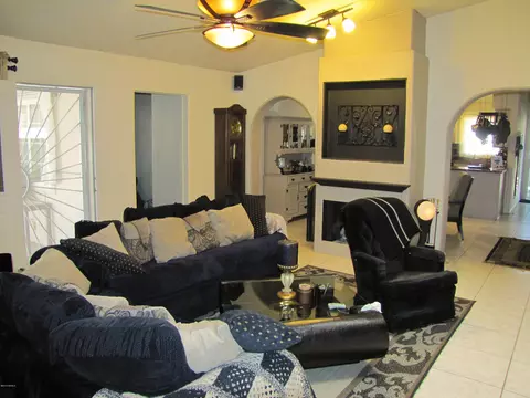 2913 E John Cabot Rd, Phoenix, AZ 85032 photo 8
