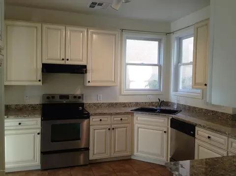 3863 Edna Dr, Gilbert, AZ 85296 photo 2