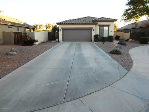 3305 E Powell Ct, Gilbert, AZ 85298 photo 3